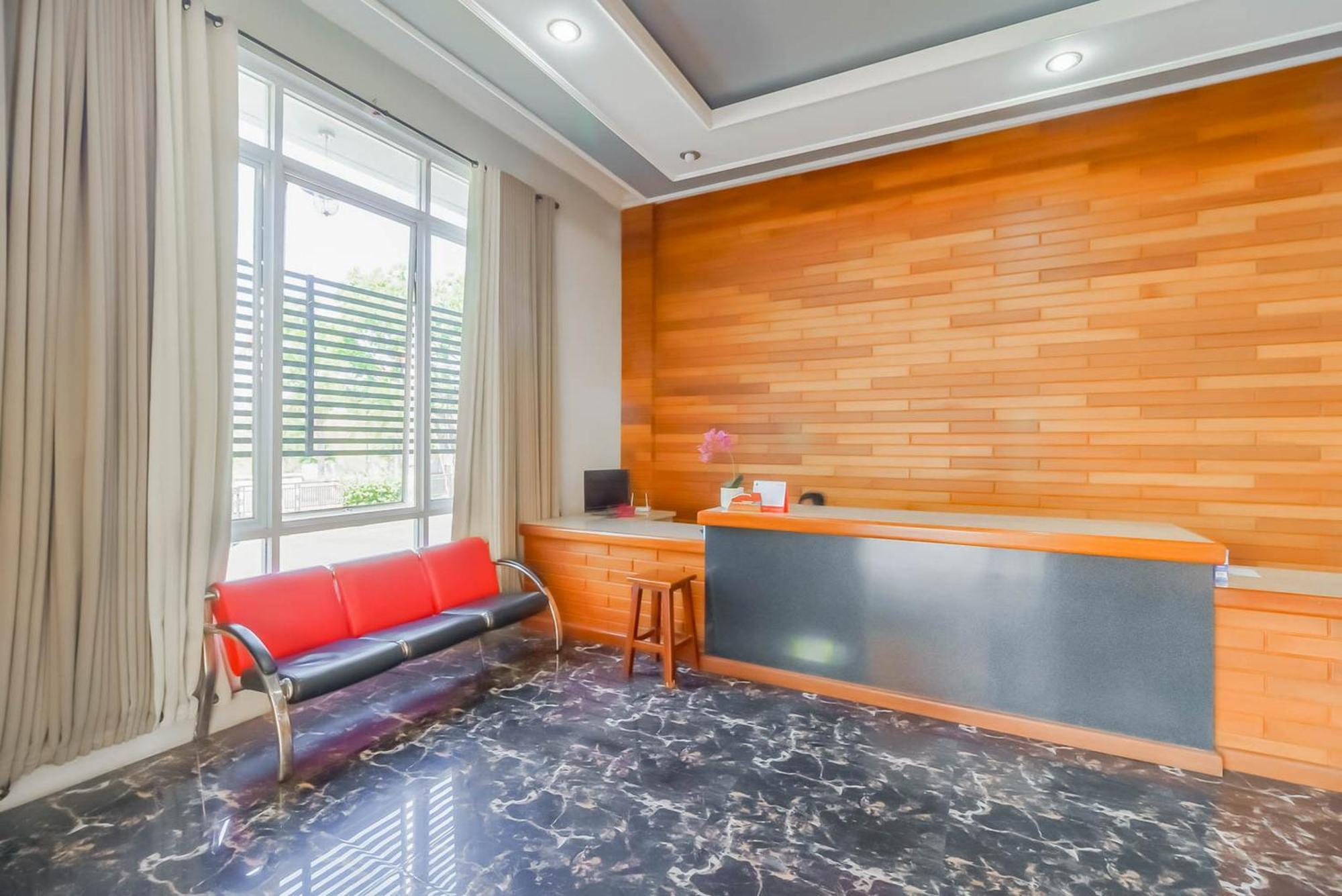 Reddoorz Resort Premium @ Sangkan Hurip Kuningan Exterior photo