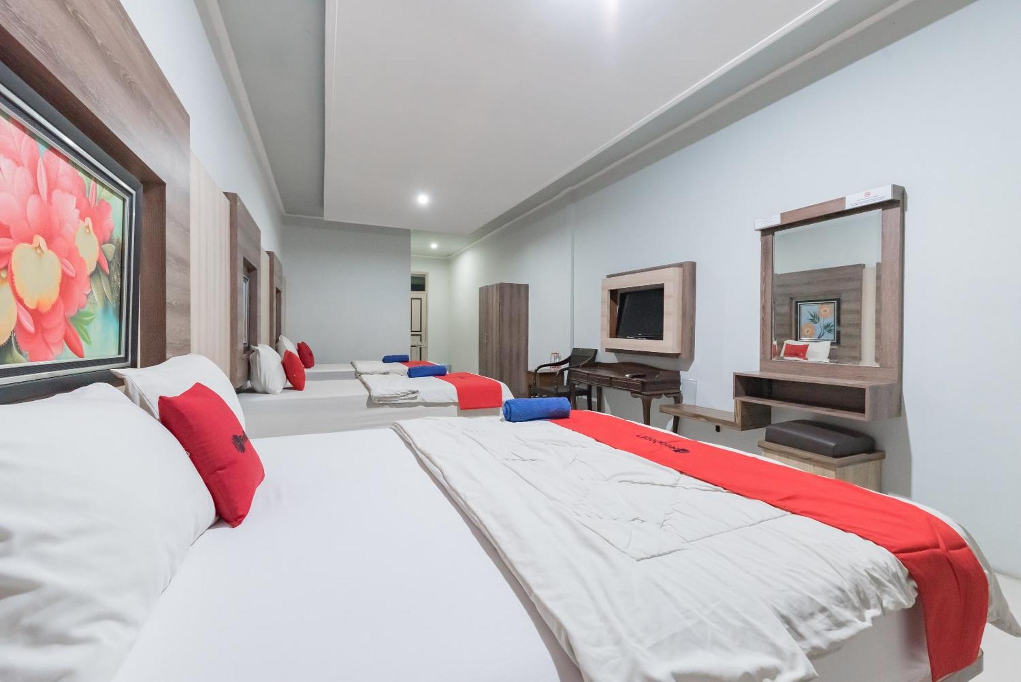 Reddoorz Resort Premium @ Sangkan Hurip Kuningan Exterior photo