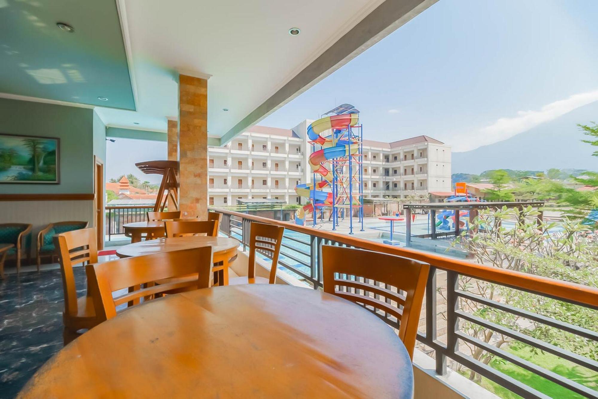 Reddoorz Resort Premium @ Sangkan Hurip Kuningan Exterior photo