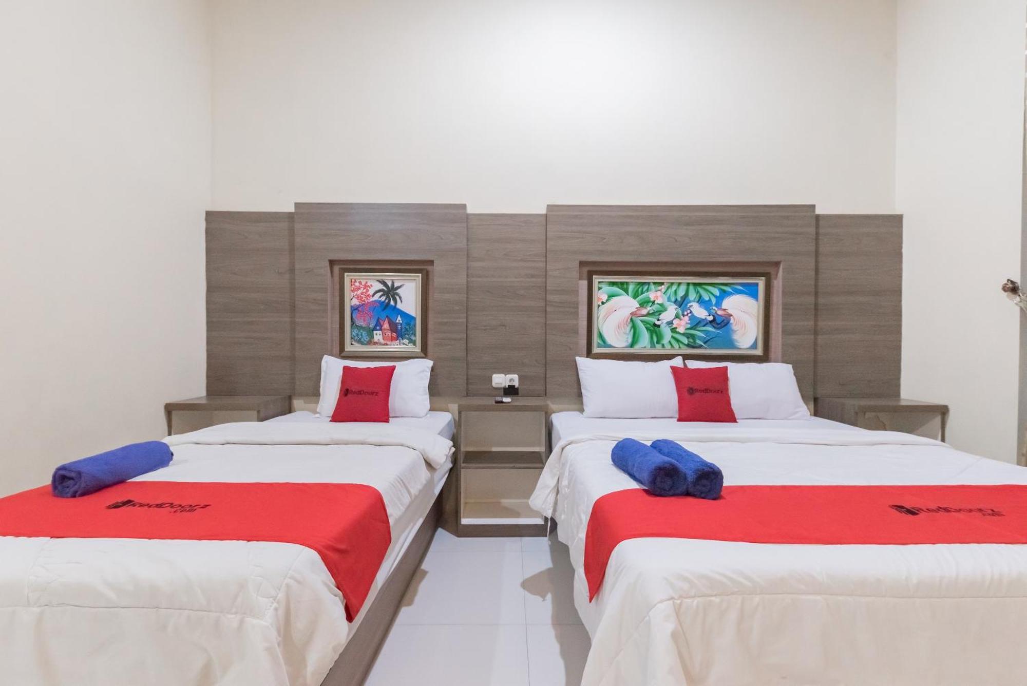 Reddoorz Resort Premium @ Sangkan Hurip Kuningan Exterior photo