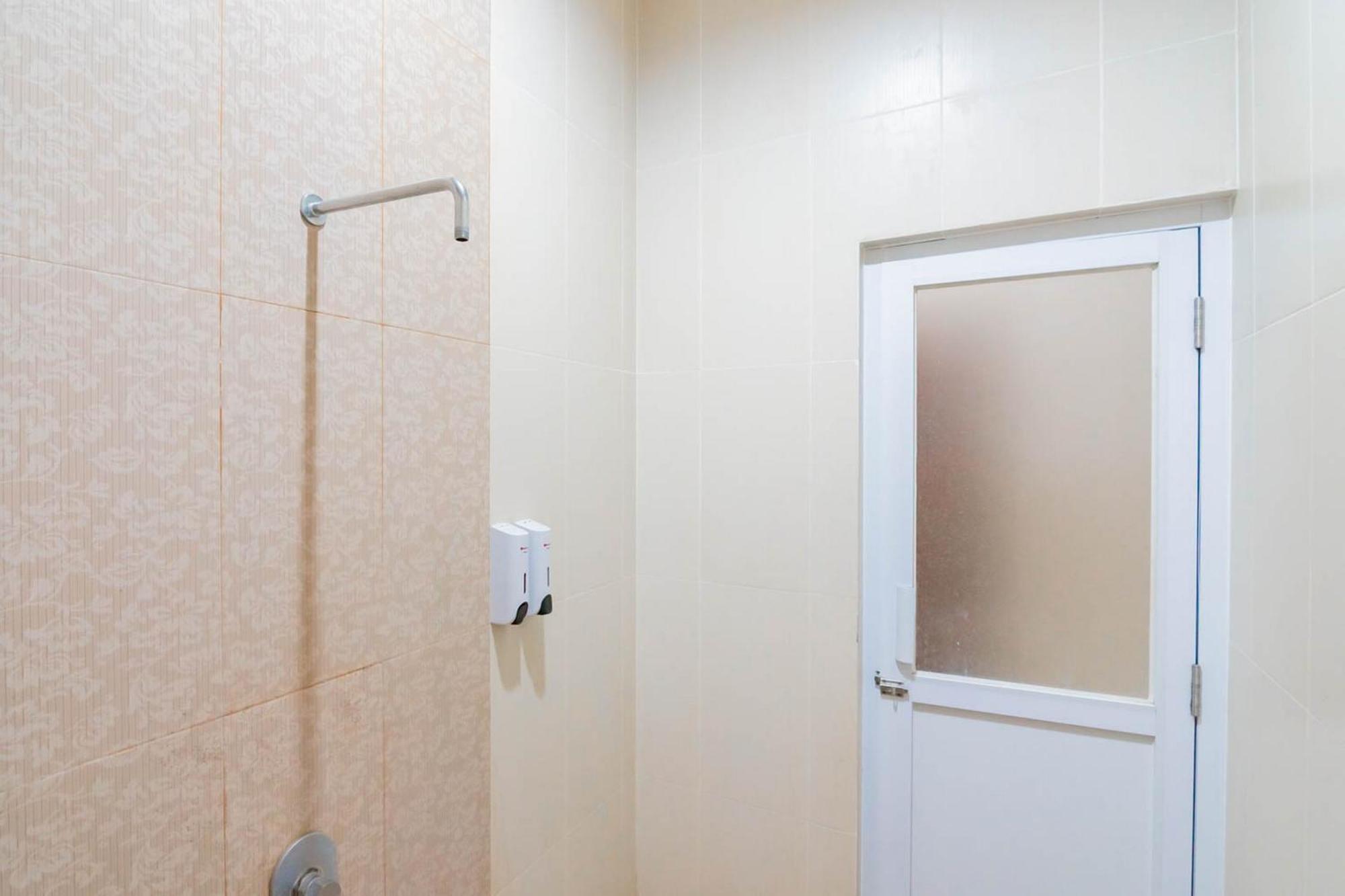 Reddoorz Resort Premium @ Sangkan Hurip Kuningan Exterior photo